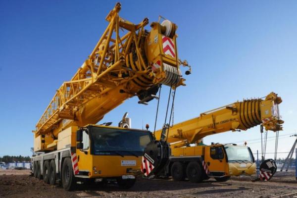 Аренда автокрана 300 тонн,  250 тонн,   220,    200,    160,   120,    100 тонн,    Новый Уренгой